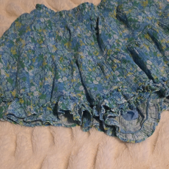 Blue Floral Ruffled Mini Skirt/shirts - Picture 2 of 6